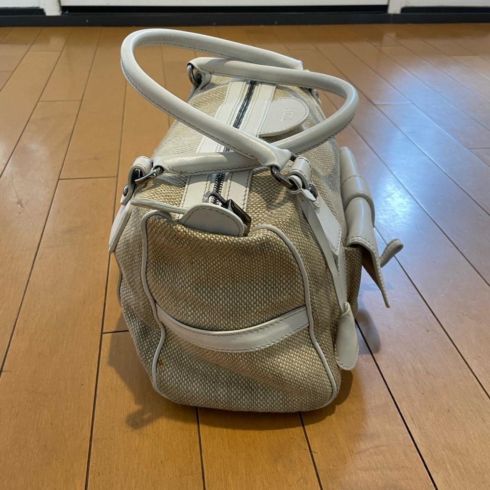 Todds White and Tan Women's Handbag - Picture 4 of 7